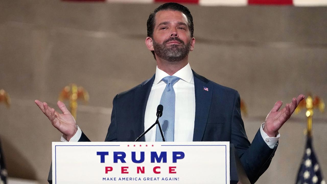 Donald Trump Jr. počas príhovoru