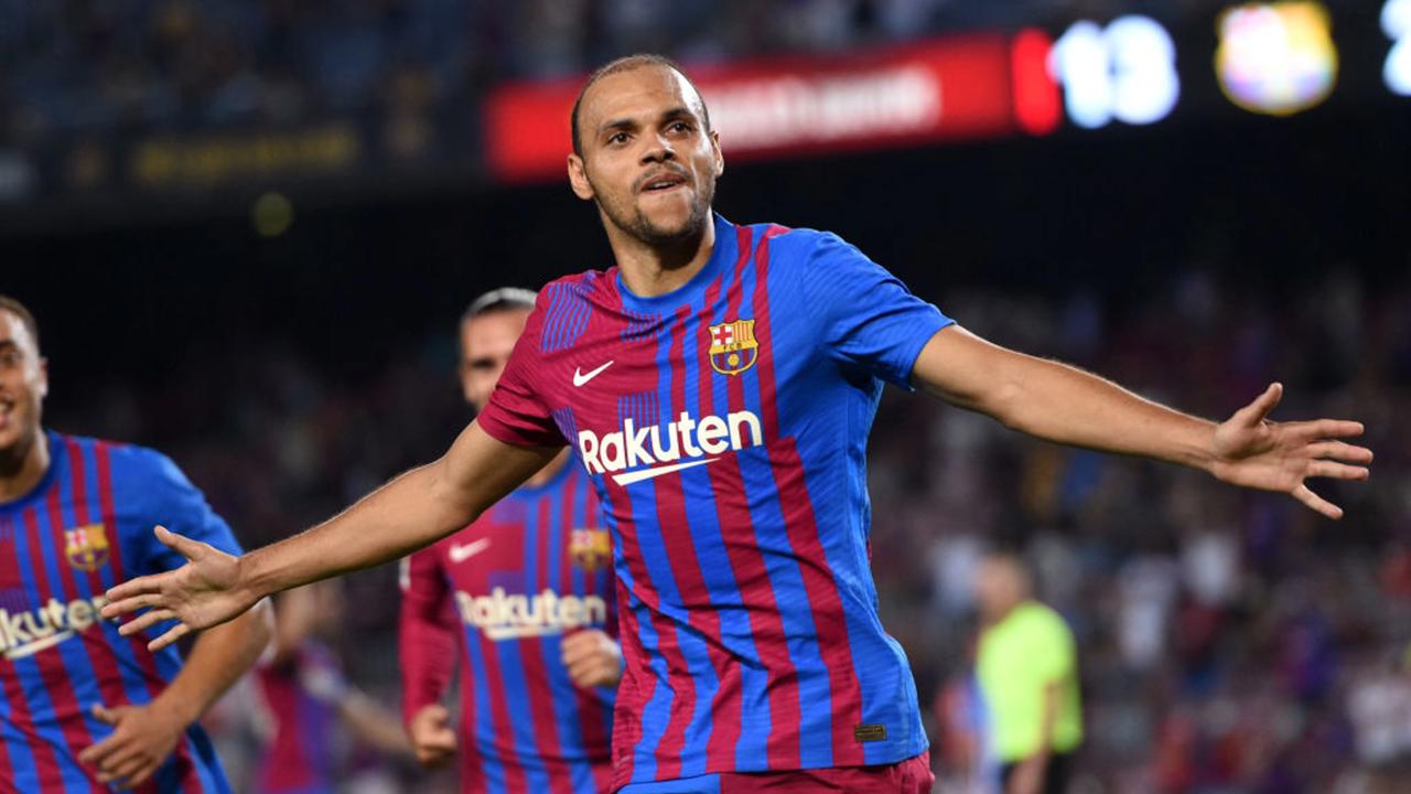 BARCELONA, SPAIN - AUGUST 15: Martin Braithwaite of FC Barcelona celebrates after scoring their team's third goal  during the LaLiga Santander match between FC Barcelona and Real Sociedad at Camp Nou on August 15, 2021 in Barcelona, Spain. FC Barcelona will host between 20,000 and 22,0000 fans in the stadium as the Regional government has authorised a capacity of 30 percent with the requirement to maintain a meter and a half distance between people or groups of people who have tickets. (Photo by Alex Caparros/Getty Images)