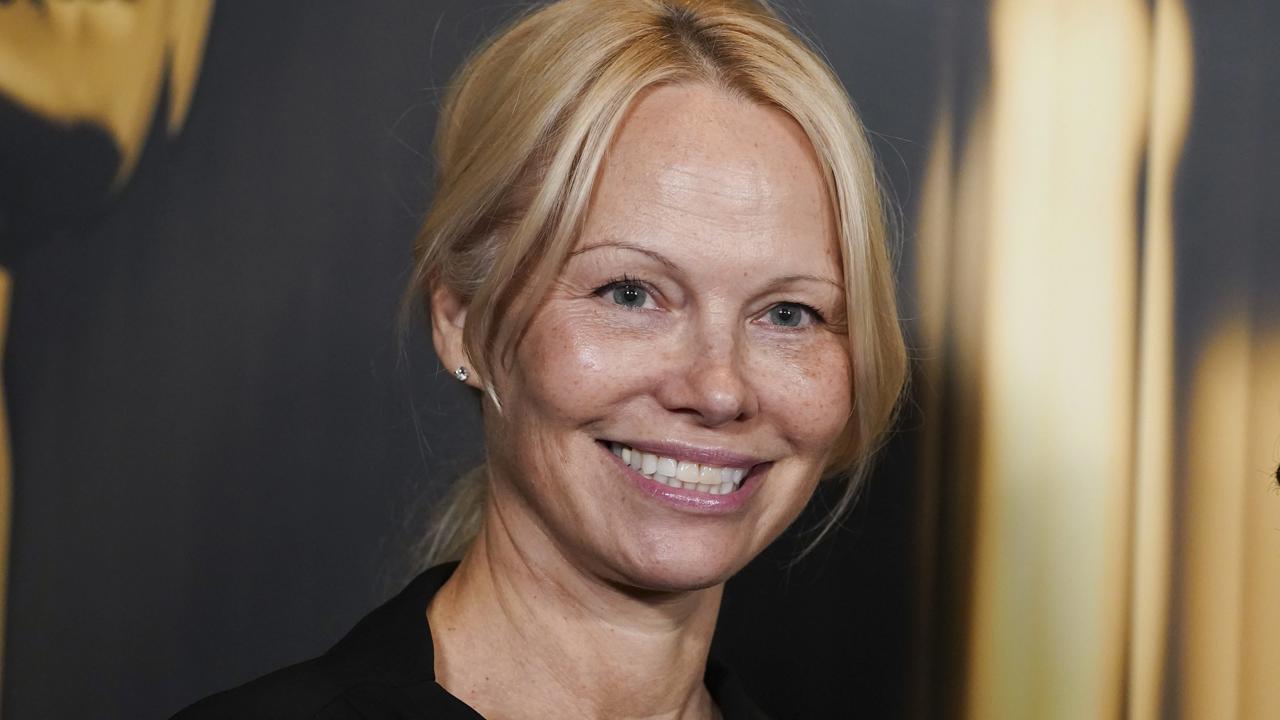 Pamela Anderson prišla opäť bez mejkapu.