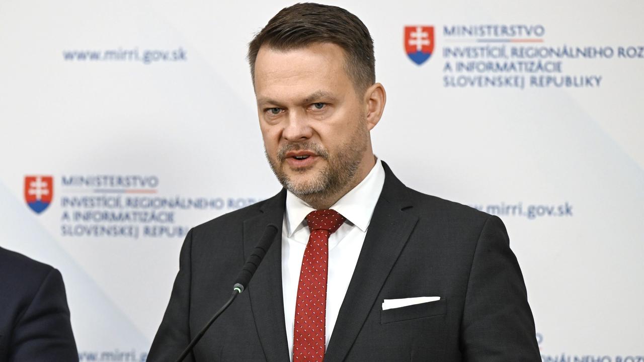 Na snímke novovymenovaný minister investícií, regionálneho rozvoja a informatizácie SR (MIRRI SR) Samuel Migaľ