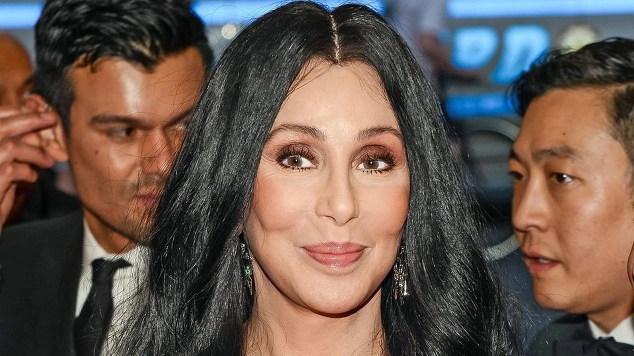 Cher ma doma milenca o 40 rokov mladšieho!