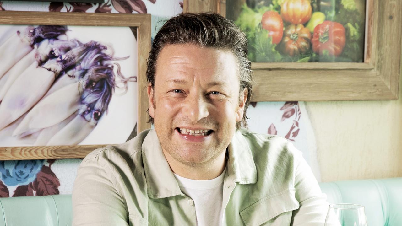 Jamie Oliver prečítal prvú knihu až v dospelosti.