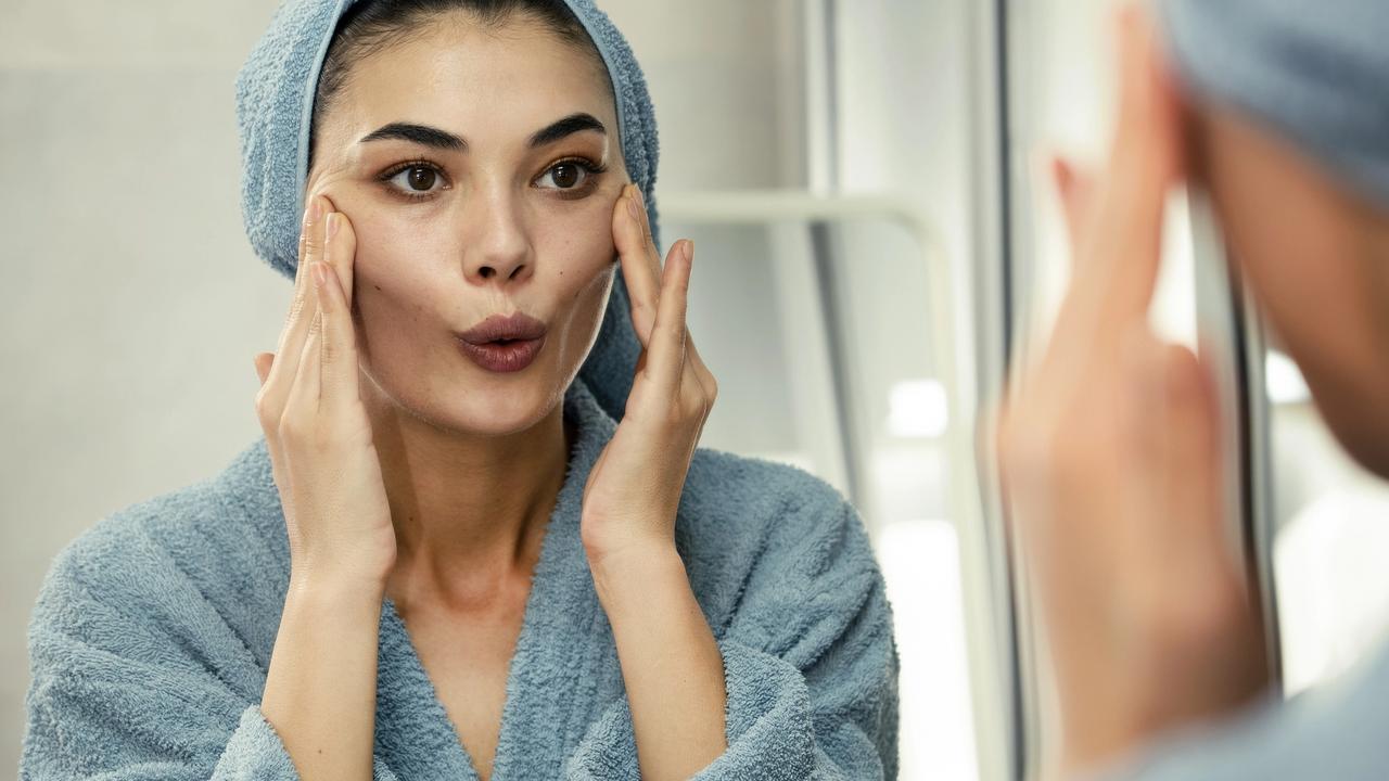 Zabudnite na botox, kyselinu aj invazívne ESTETICKÉ zákroky, ide to aj prirodzene! Tieto 2 tvárové cviky vás spoľahlivo OMLADIA