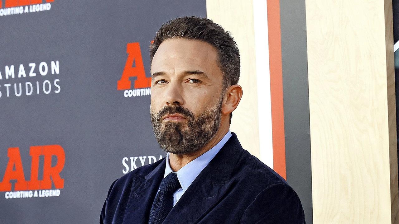 Ben Affleck podpísal rozvod a už sa obzerá po inej: Herec si vraj robí zálusk na slávnu krásku.