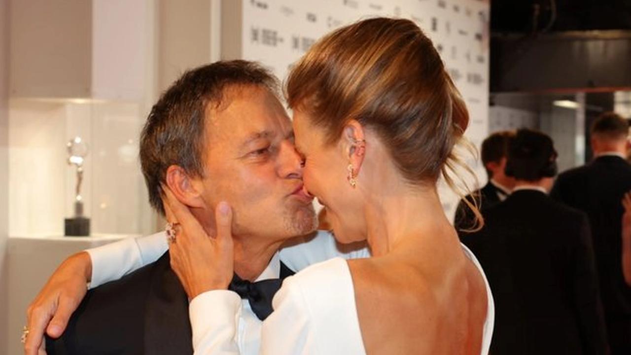 Medzinárodný filmový festival v Karlových Varoch. Paľo Habera a Daniela Peštová si počas večera užívali jeden druhého ako zamilované hrdličky