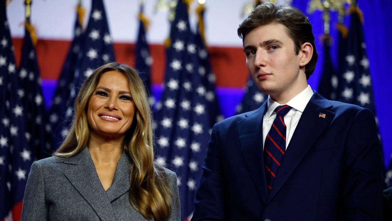 Melania Trump a syn Barron počas volebnej noci 6. novembra. 