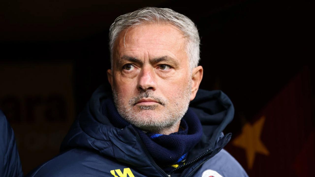 José Mourinho počas zápasu s Galatasarayom