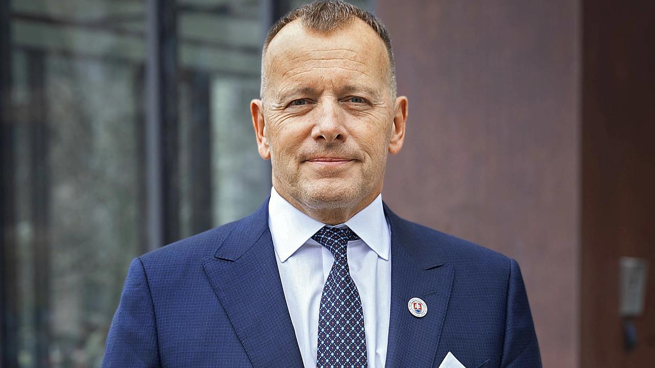 Firmy Borisa Kollára zaplatia na transakčnej dani obrovskú sumu.