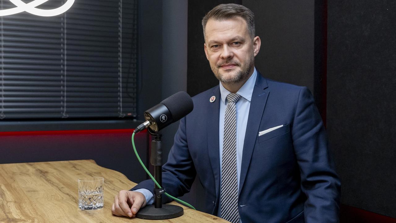 Na snímke je poslanec NR SK Samuel Migaľ.