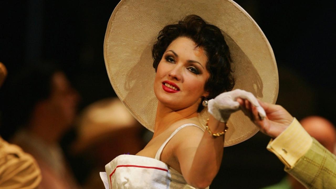 Anna Netrebko žiari na pódiách po celom svete.