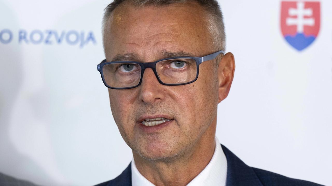 Na snímke minister investícií, regionálneho rozvoja a informatizácie SR Richard Raši (Hlas-SD).