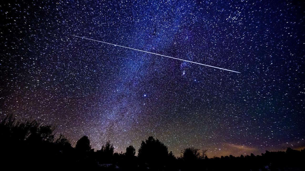 Bude možné pozorovať meteorický roj. (Ilustračné foto)