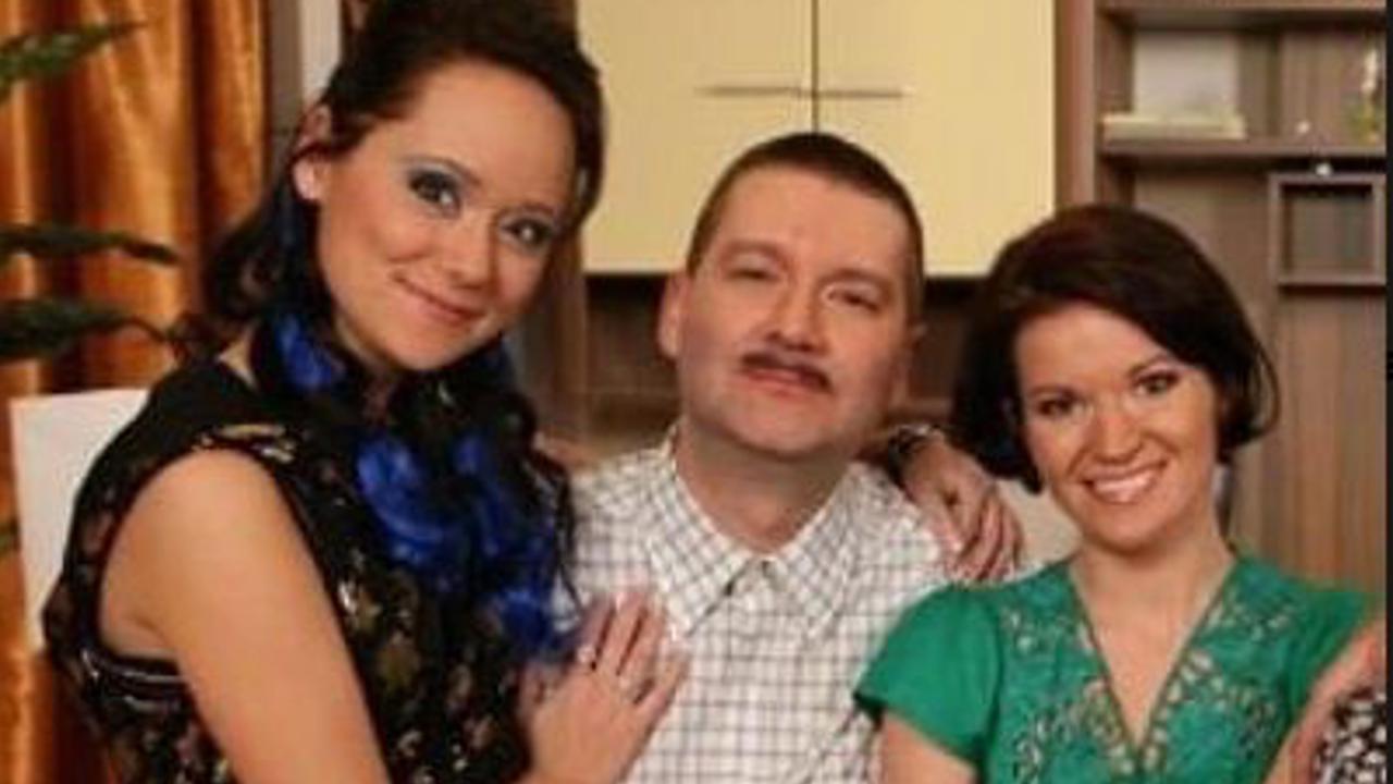 Michaela Szöcsová (vľavo) si kedysi zahrala v seriáli Kutyil s.r.o. 