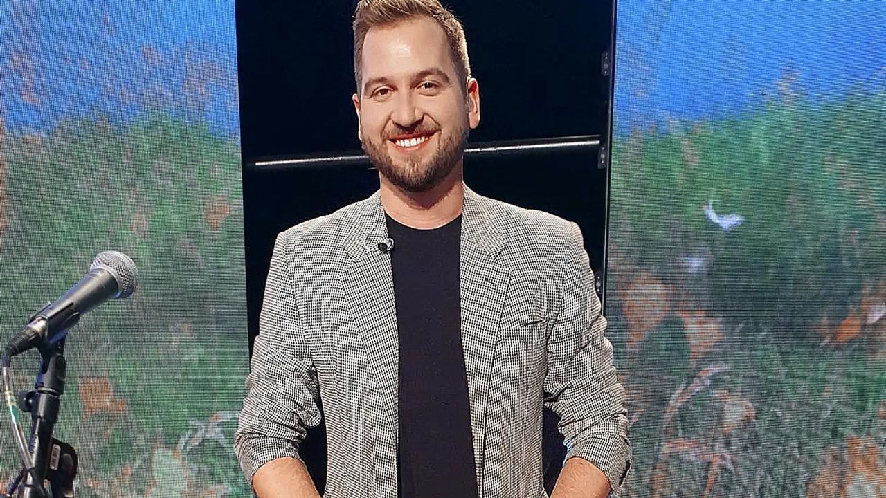 Tomeček v šou začínal a pôsobil v nej viac ako desať rokov