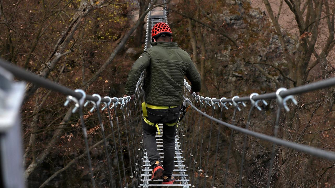 Nová adrenalínová ferrata pri Zvolene: Takto sa kráča v Sokolích skalách! Na čo sa návštevníci môžu tešiť?