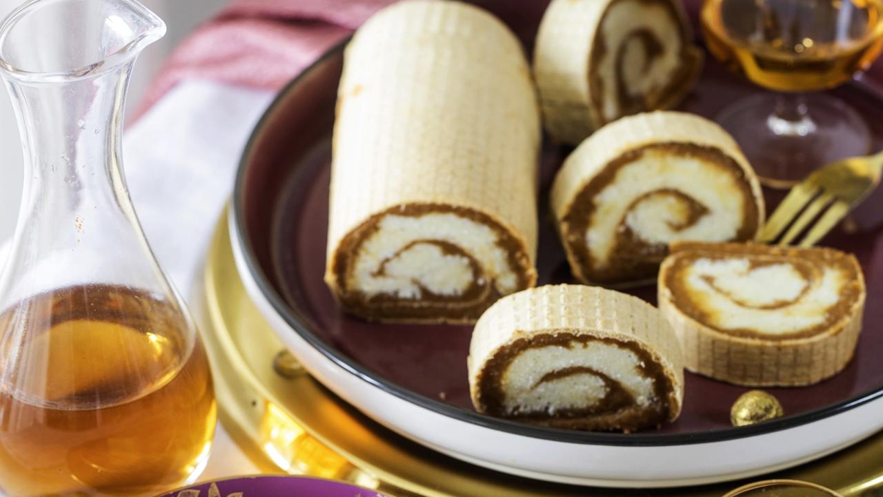 Nepečená kokosová roláda s karamelom - výborný recept!