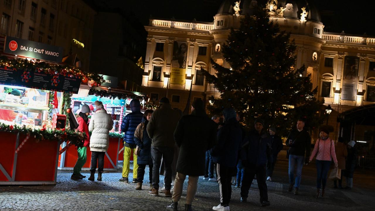 V Starom Meste sa začnú vianočné trhy, oficiálne ich otvoria v piatok