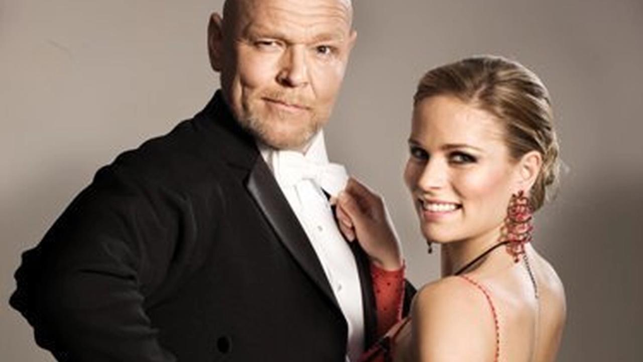 Tančný pár štvrtej série  Let’s Dance Marek Vašut a Ivana Surovcová.