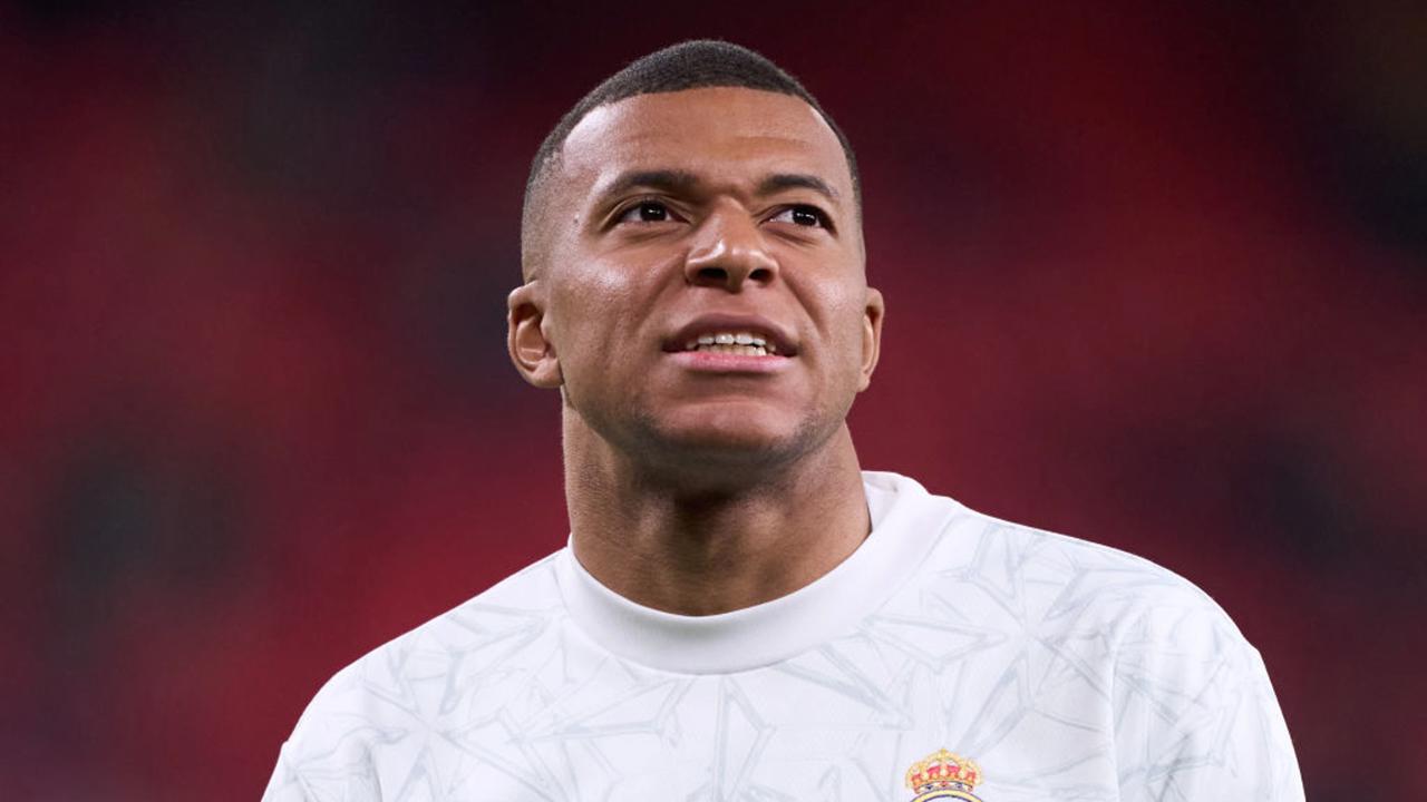 BILBAO, SPAIN - DECEMBER 04: Kylian Mbappe of Real Madrid looks on prior to the LaLiga match between Athletic Club and Real Madrid CF at Estadio de San Mames on December 04, 2024 in Bilbao, Spain. (Photo by Juan Manuel Serrano Arce/Getty Images)