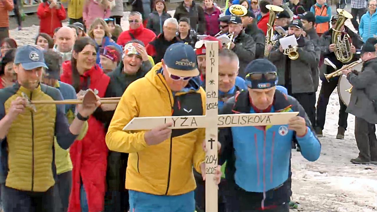 Na Štrbskom plese pochovali lyžu Soliskovú