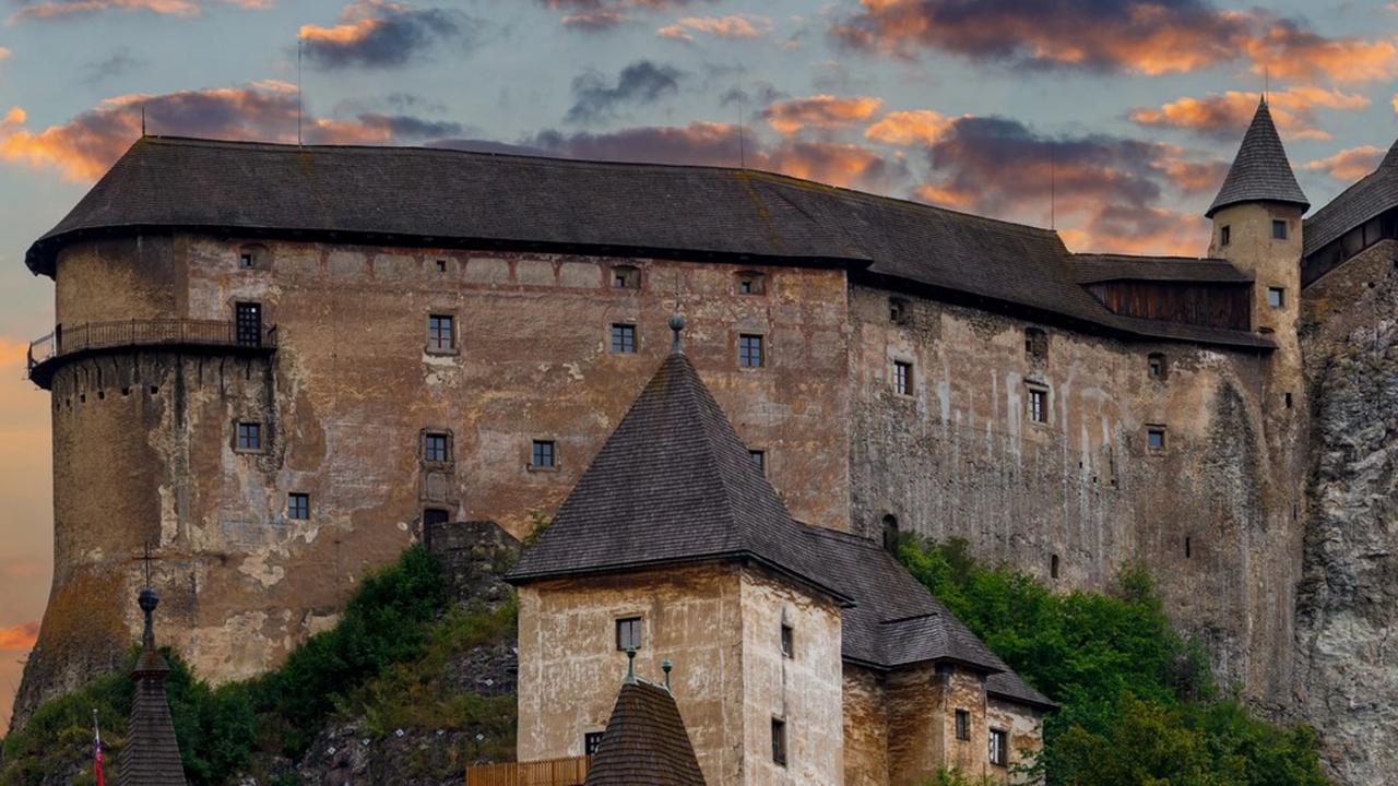 Oravský zámok