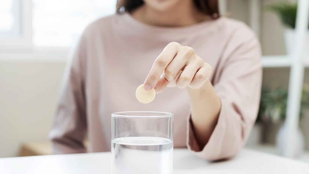 Vitamín C vám môže uľahčiť priebeh klasických sezónnych viróz.