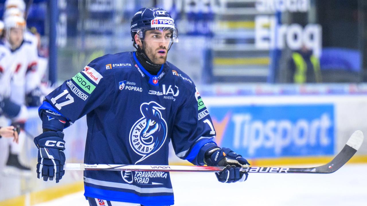 Na snímke Jakub Nespala (Poprad) počas zápasu 49. kola hokejovej Tipos extraligy HK Poprad - HC Slovan Bratislava 18. februára 2025 v Poprade. FOTO TASR - Veronika Mihaliková