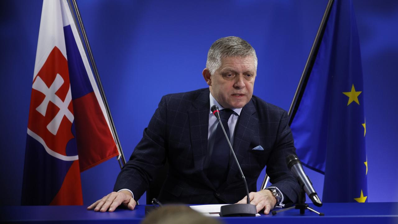 KK65 Brusel - Slovenský premiér Robert Fico hovorí počas tlačovej konferencie po skončení summitu EÚ v Bruseli 19. decembra 2024. FOTO TASR/AP 

Slovakia's Prime Minister Robert Fico addresses a media conference at the end of an EU summit in Brussels, Thursday, Dec. 19, 2024. (AP Photo/Omar Havana)