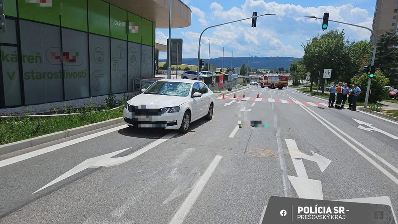 Polícia: Po zrážke s autom v Poprade zahynula 72-ročná chodkyňa