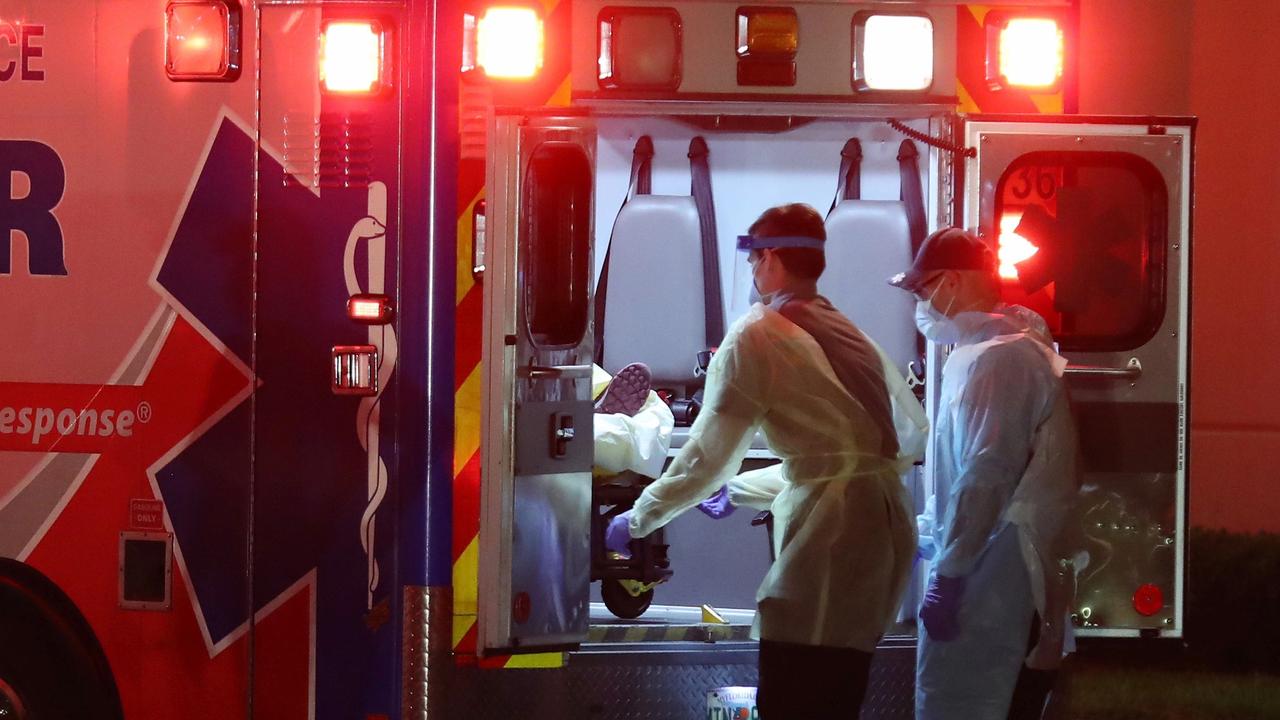 Malé lietadlo s tromi ľuďmi sa v piatok ráno zrútilo na diaľnicu na juhu amerického štátu Florida. Nehodu nikto z nich neprežil, píše TASR podľa správy agentúry AP a stanice NBC News. (Ilustračné foto)