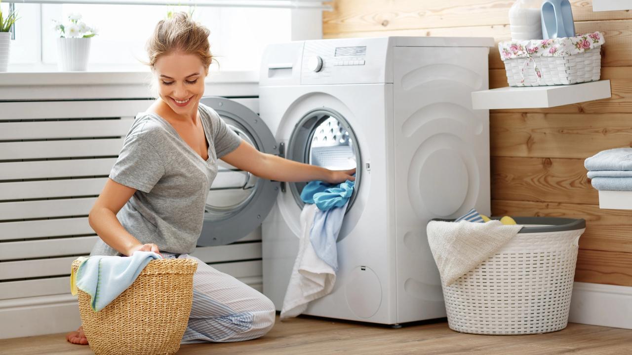 Viete, ako správne prať? Toto sú ideálne teploty pre uteráky, záclony a oblečenie pre bábätká