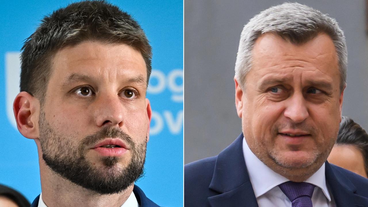 Šéf PS Michal Šimečka a líder SNS Andrej Danko.