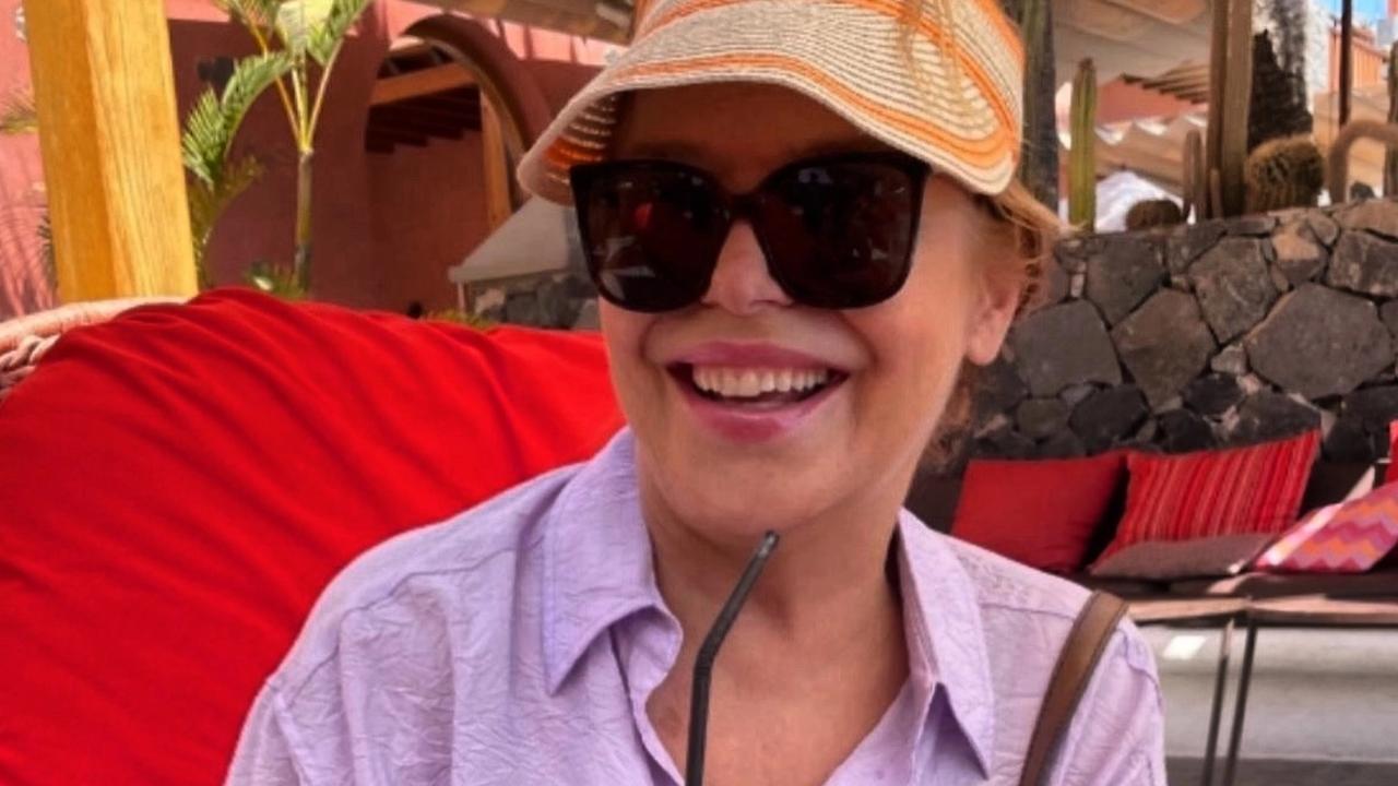 Dagmar Havlová: Letné šaty, farebná kabelka a šiltovka. To je Dagmar v lete.