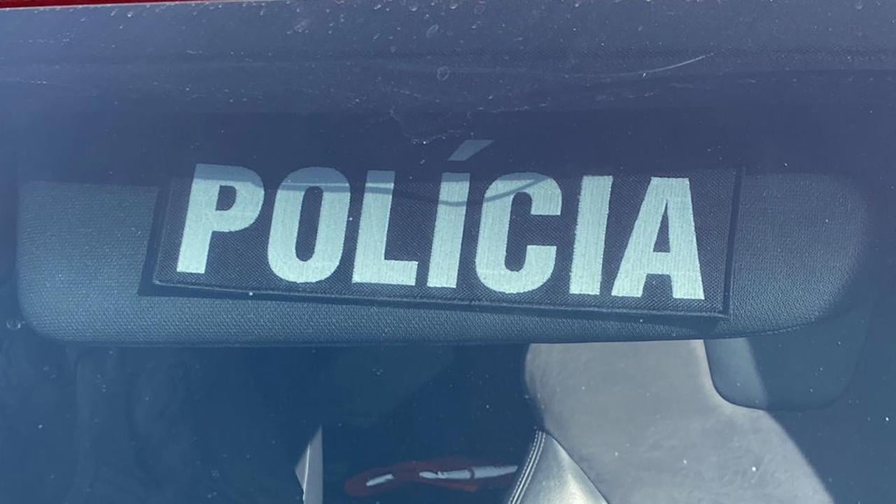 Polícia