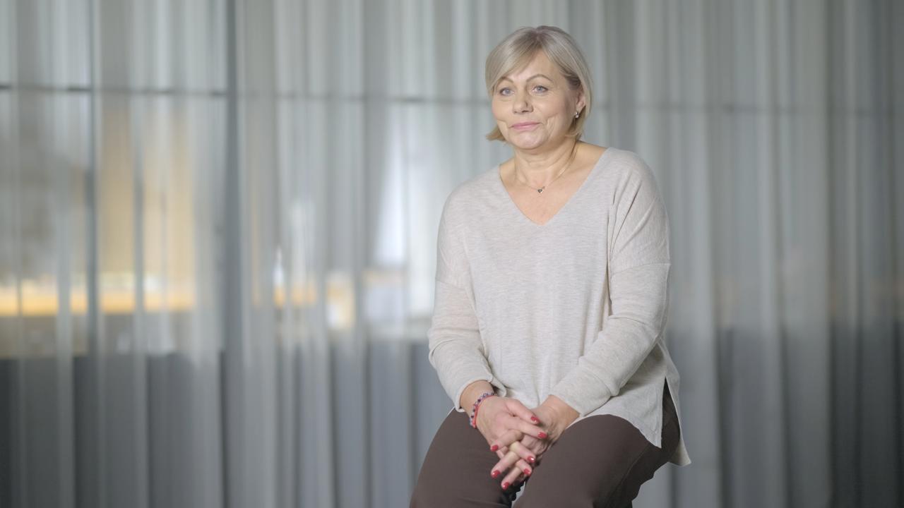 Helena (60)