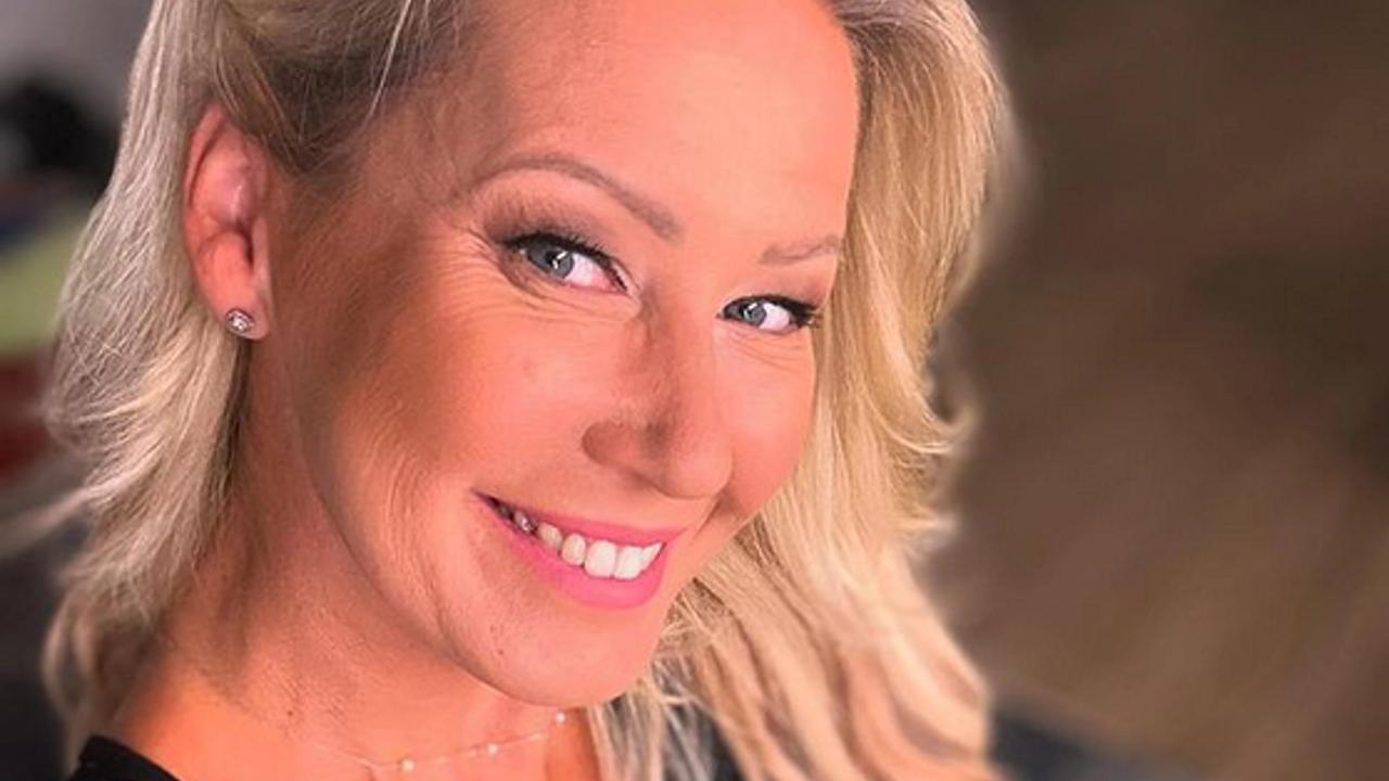 Erika Barkolová sa opäť teší zo sexi kriviek.
