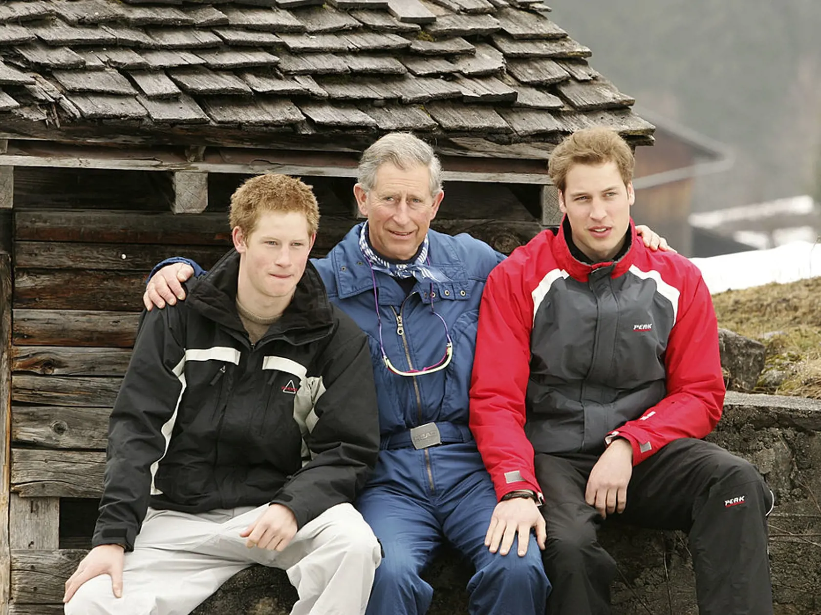 Princ Harry, princ Charles a princ William