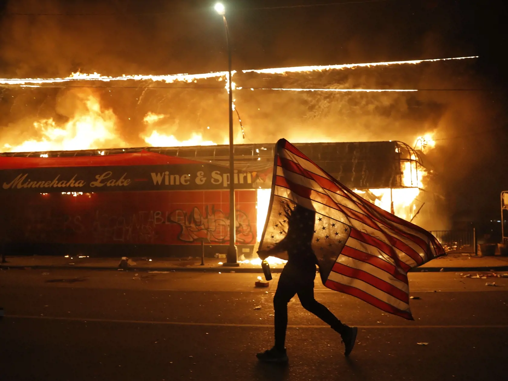 Protesty proti zabitiu Afroameričana v Minneapolise 