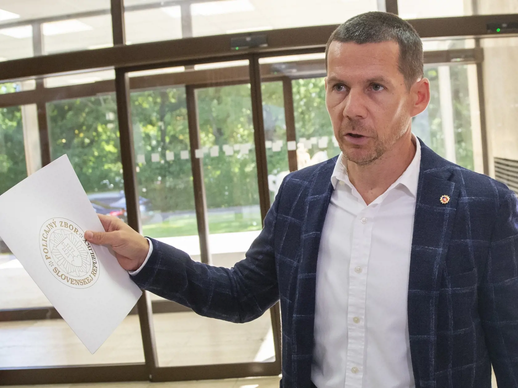 Na snímke prezident Policajného zboru SR Štefan Hamran po skončení Bezpečnostnej rady 20. septembra 2023 v Bratislave.
