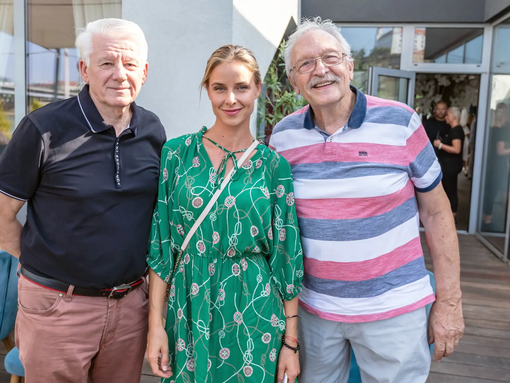 Narodeninová párty TV JOJ v reštaurácii Aušpic. Na snímke Nela Pocisková, Emil Horváth a František Kovár.