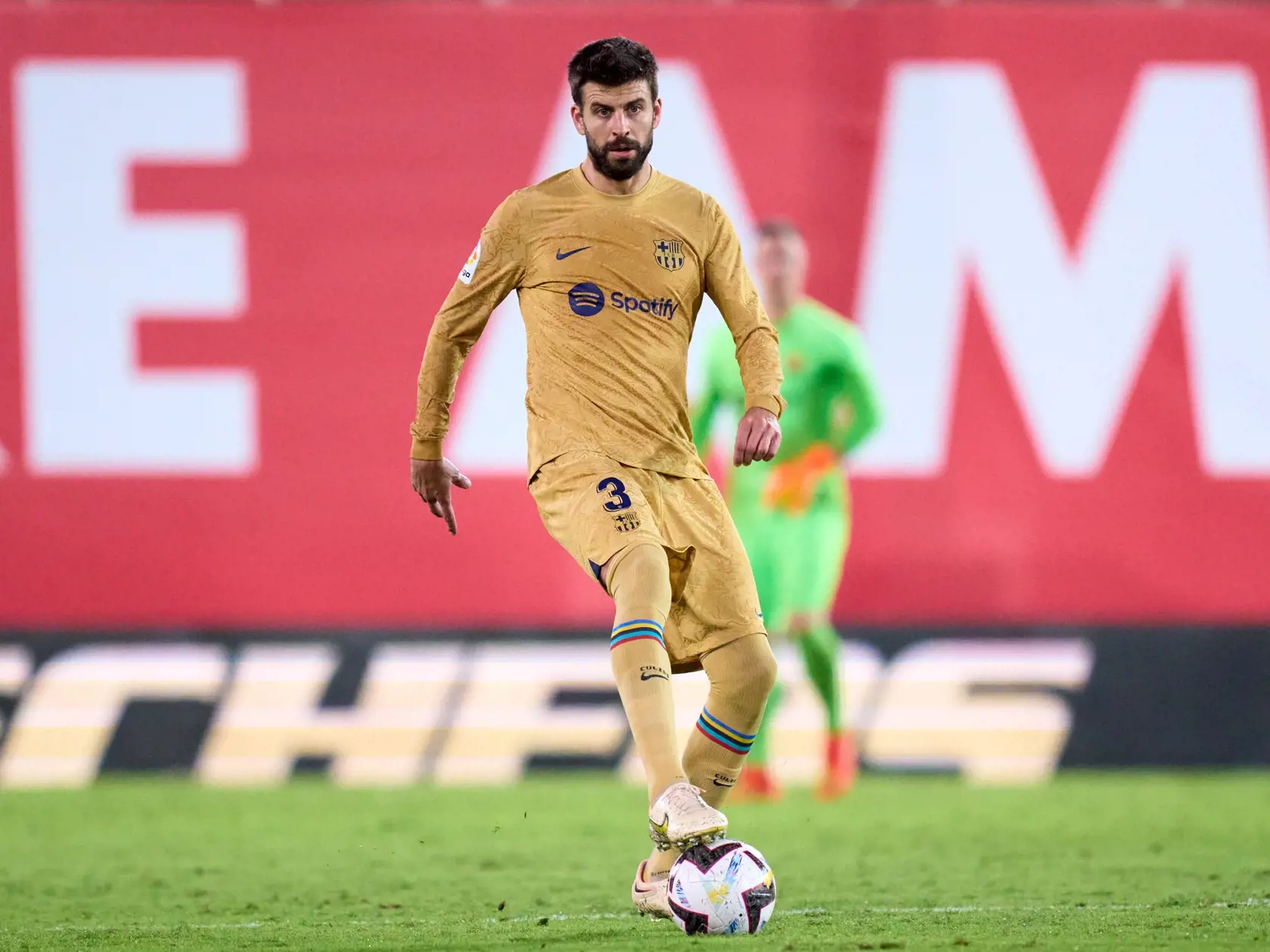 Futbalista Gerard Piqué bol svojej manželke Shakire neverný