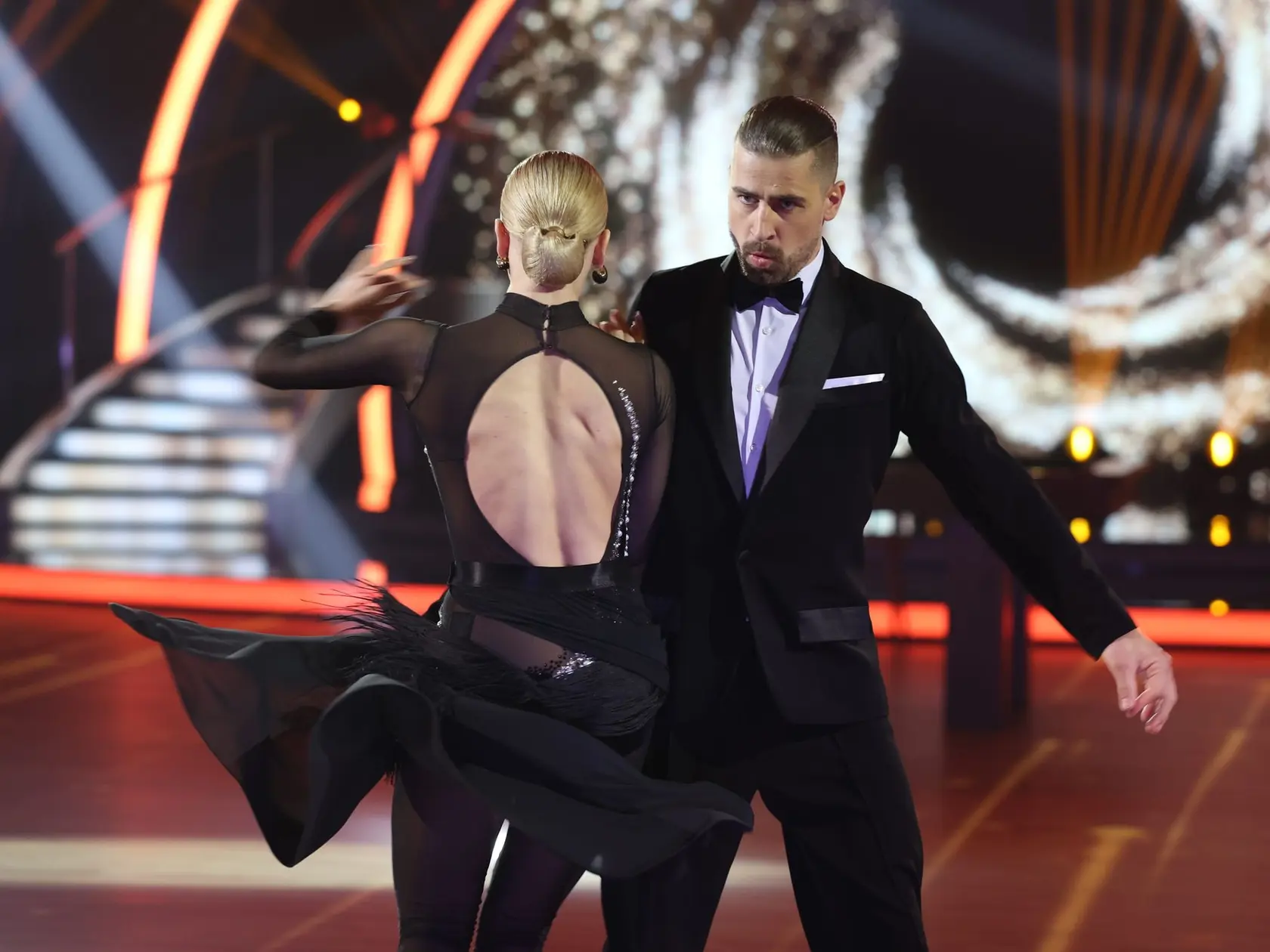 8. kolo Let's Dance. Na snímke Peter Sagan a Eliška Lenčešová.