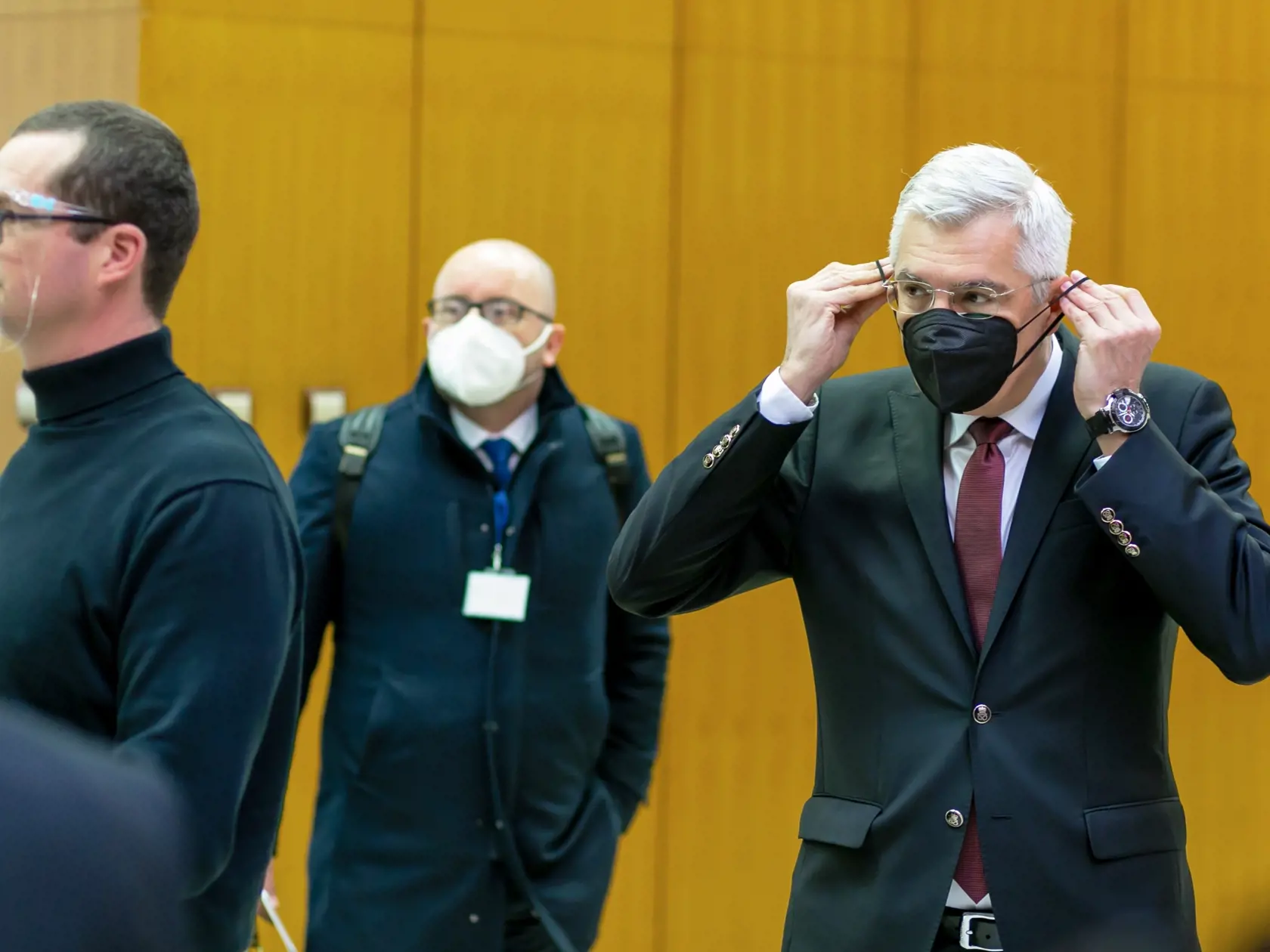 Gyimesi sa pustil aj do ministra zahraničných vecí Ivana Korčoka.