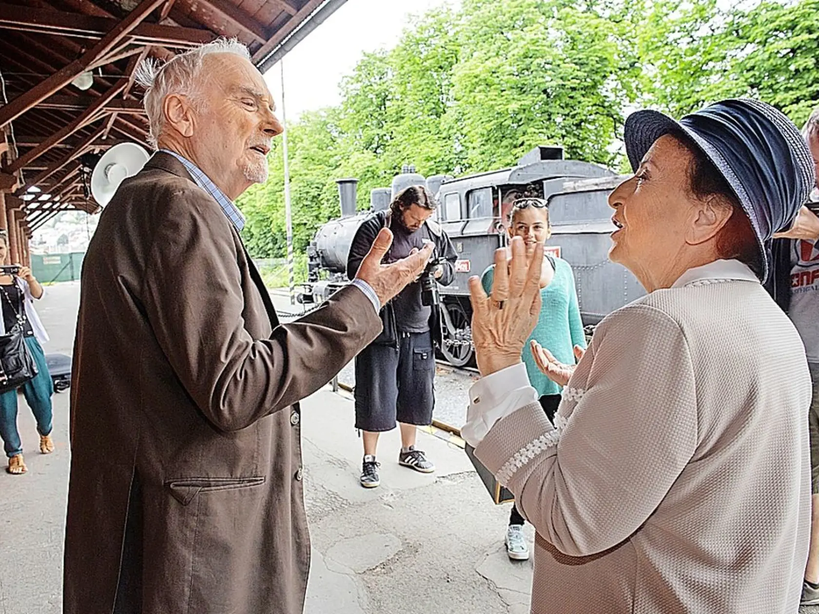 Eva Rysová a Ivan Letko sú čarovná dvojica. Aj pri fotení sa doťahovali ako v seriáli.
