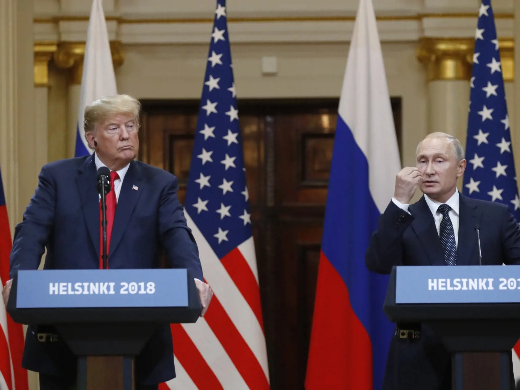 Ruský prezident Vladimir Putin a exprezident USA Donald Trump