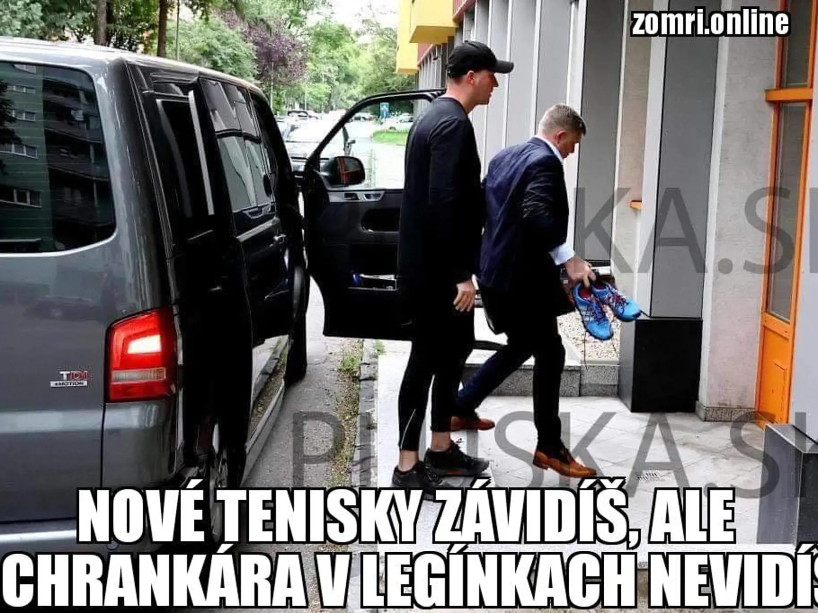 Po dvoch týždňoch slovenská verejnosť zistila, že je Robert Fico v Bratislave