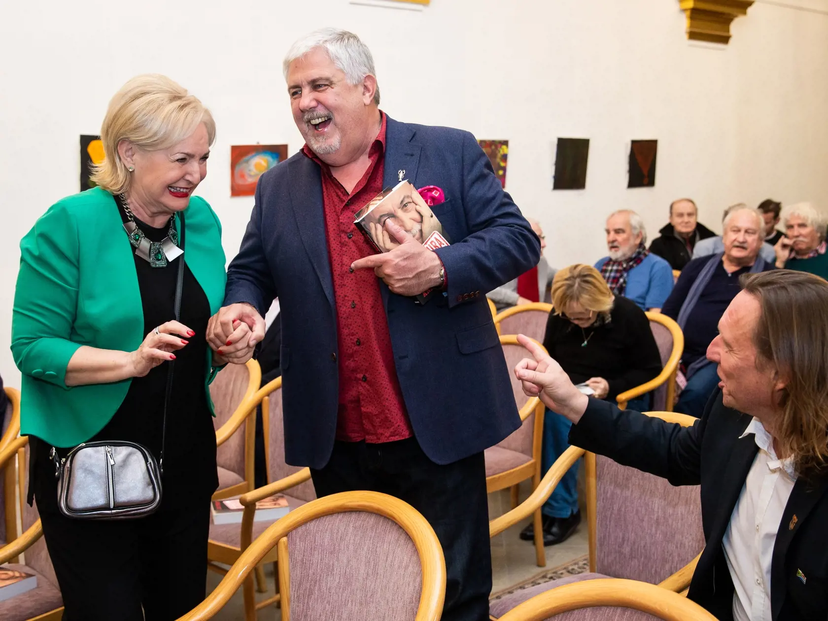 Krst knihy "Inventúra" od herca a spisovateľa Andreja Hryca v Bratislave. Na snímke Adela Straková, Oliver Andrásy a Milan Lopašovský.