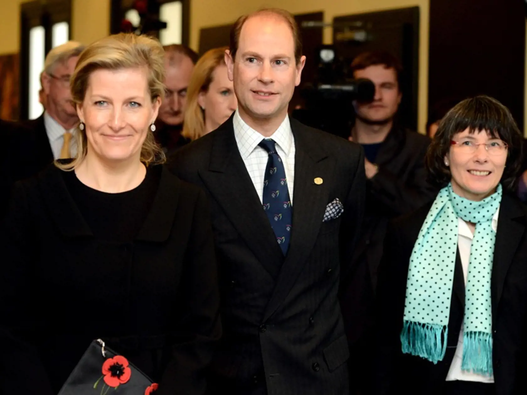 Nejmladší syn britskej královnej Alžběty II. princ Edward zavítal v sprievode svojej manželky Sophie (vľavo) do Prahy.