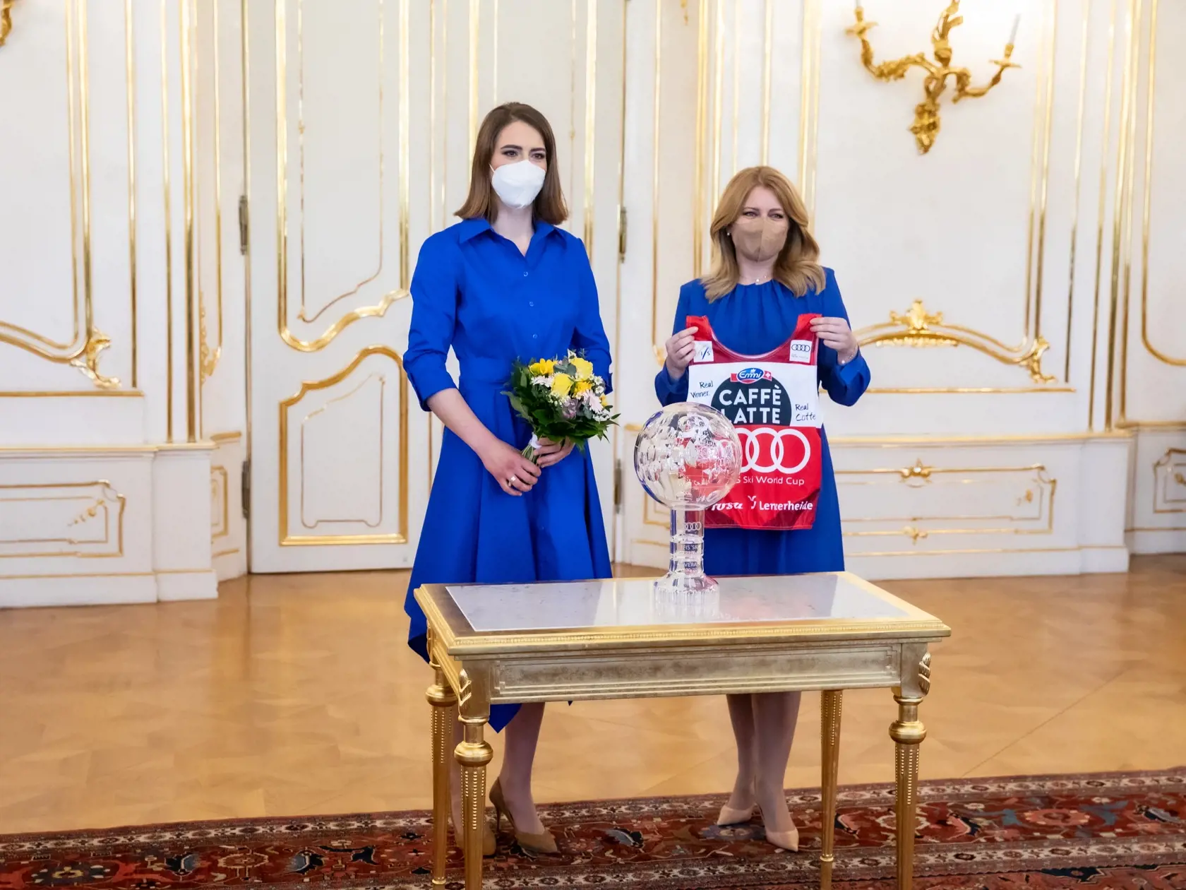 Prezidentka Slovenskej republiky Zuzana Čaputová prijala víťazku Svetového pohára v zjazdovom lyžovaní Petru Vlhovú.