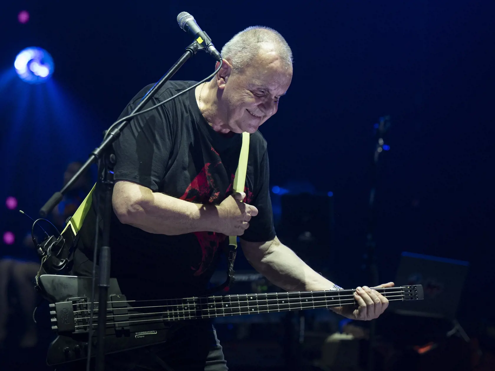 Na snímke spevák Jožo Ráž zo skupiny Elán počas koncertu Elán 70 Rock Symphony v Tipos aréne v Bratislave v nedeľu 29. septembra 2024. FOTO TASR - Martin Baumann
